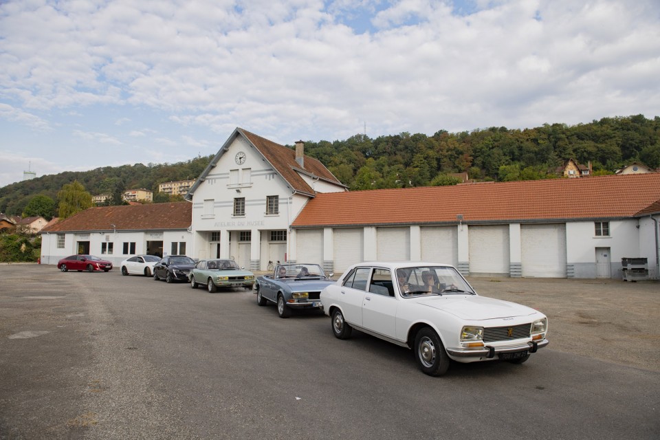 Photo road-trip Peugeot 508 et 504 Spirit of France (2018)