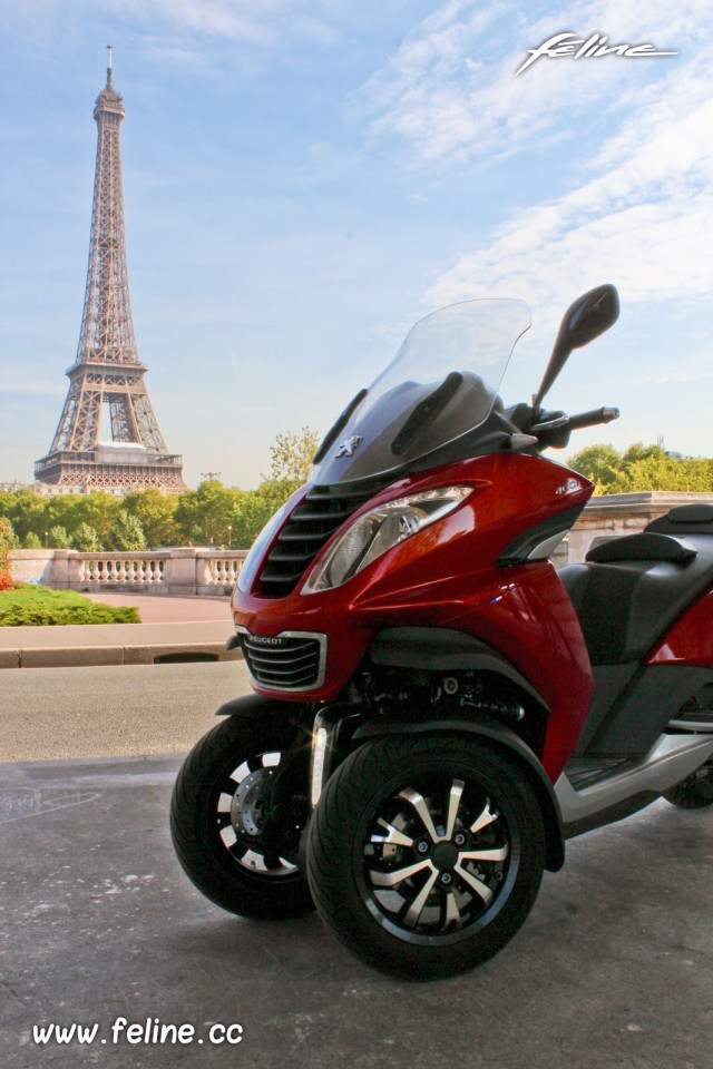 Photo Peugeot Metropolis 400i Rouge Safran - 1-031