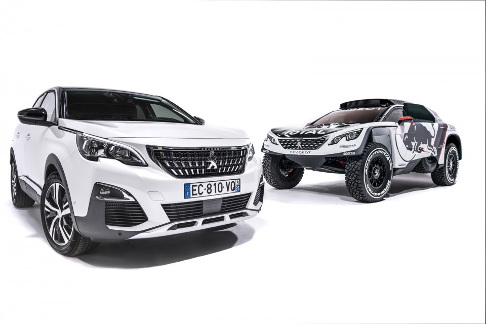 Photo officielle Peugeot 3008 et 3008 DKR (2017)